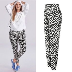 Cabi ATC Zebra Jogger, Style #5868, Size XL, NWOT